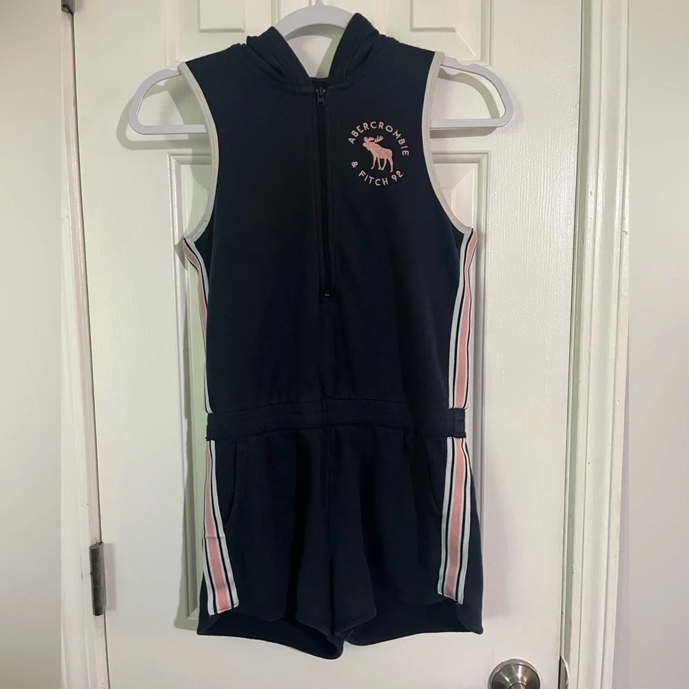 Abercrombie kids terry cloth romper size 11/12